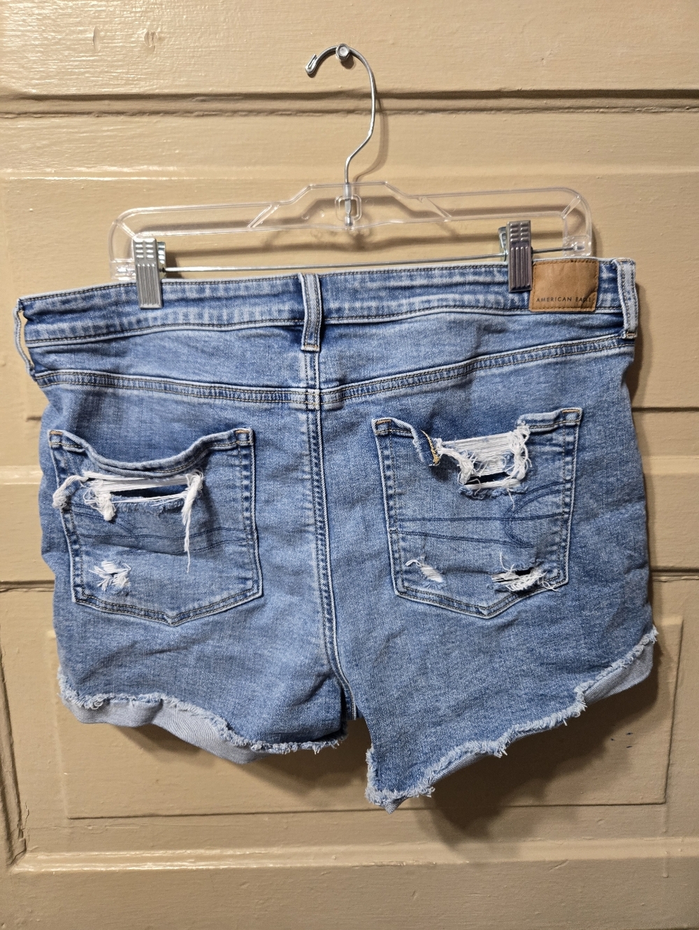 American Eagle Next Level Stretch Hi-Rise Shortie Distressed Denim Shorts GUC - Picture 2 of 5